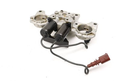 TIMING CHAIN TENSIONER / CASE w/ SOLENOIDS 07C109210E