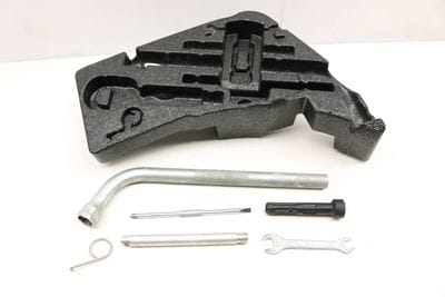TOOL KIT 4L0012113C