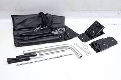 Tool Kit w/ Wheel Chock Set 8R0012115A