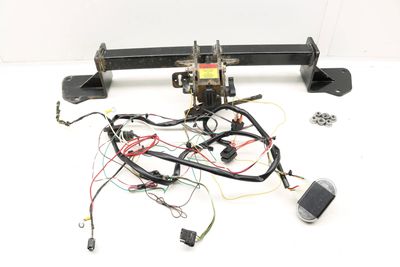 TRAILER / TOW HITCH ASSEMBLY