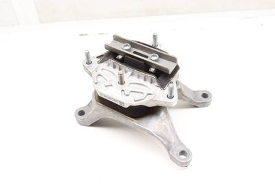 TRANSMISSION MOUNT / BRACKET 8W0399118Q