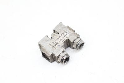 Transmission Oil Cooler Temp Valve / Thermostat 0005010765