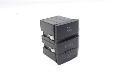 TRIP / LIGHTING / ODOMETER RESET SWITCH 4L1927123