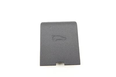 TRUNK EMERGENCY RELEASE COVER / CAP 4G8867747