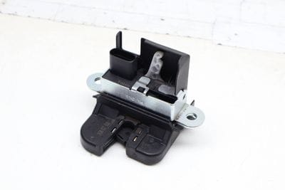 Trunk Hatch Lock / Latch 5G6827505