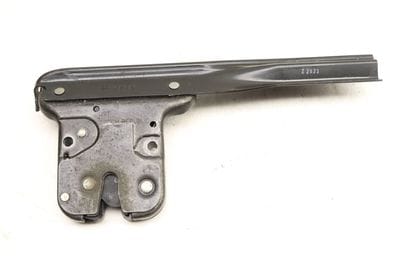 TRUNK HATCH LOCK / LATCH 8N0827505E