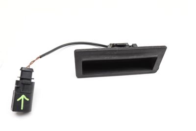 TRUNK HATCH RELEASE HANDLE / SWITCH 7P5827566B