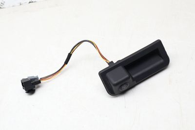 TRUNK HATCH RELEASE HANDLE / SWITCH w/ CAMERA 2GJ827566B