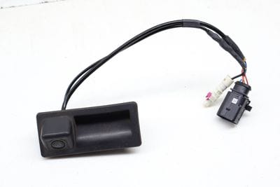 Trunk Hatch Release Handle / Switch w/ Camera 7P5827566M