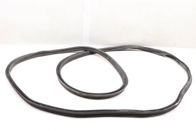 TRUNK HATCH SEAL / WEATHER STRIPPING 11A827705B