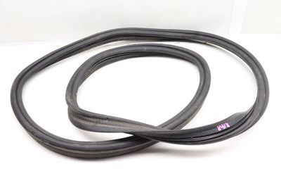 TRUNK HATCH SEAL / WEATHER STRIPPING 2657125