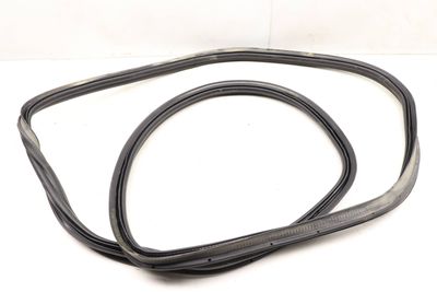 TRUNK HATCH SEAL / WEATHER STRIPPING 5GM827705A