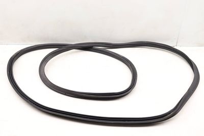 TRUNK HATCH SEAL / WEATHER STRIPPING