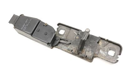 Trunk Latch Striker Plate / Motor 4F9827383B