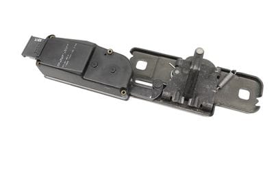 TRUNK LATCH STRIKER PLATE / MOTOR 4F9827383D