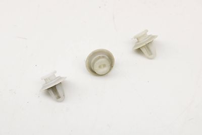 TRUNK LID CLIP SET (3) 7065607