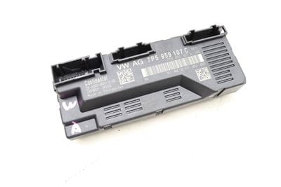 TRUNK LID CONTROL MODULE 7P5959107C