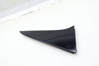 TRUNK LID HATCH SPOILER TRIM / PANEL 7304606