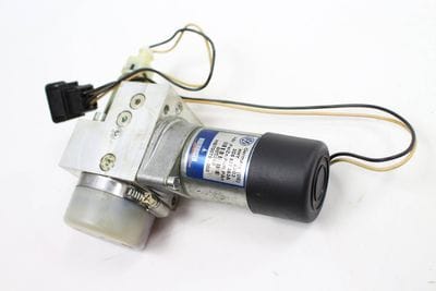 Trunk Lid Hydraulic Pump 3D5827383A