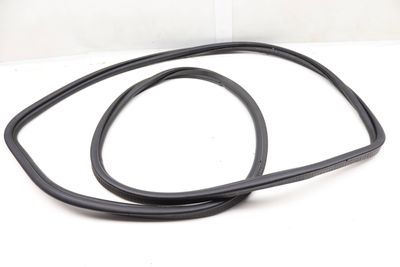 TRUNK LID SEAL / WEATHER STRIPPING 7357103