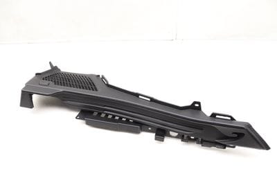 TRUNK / LUGGAGE COMPARTMENT TRIM  PANEL 7284280