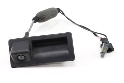 TRUNK RELEASE HANDLE SWITCH / REAR VIEW CAMERA 5N0827566C