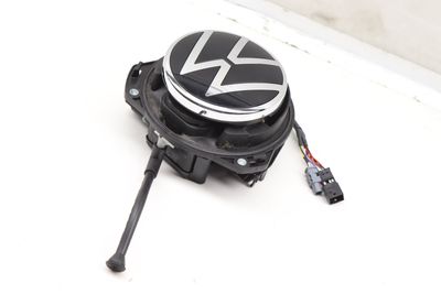 TRUNK RELEASE SWITCH / EMBLEM w/ CAMERA 3G0827469ER