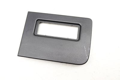 TRUNK / TAIL LIGHT COVER TRIM BEZEL 7294787