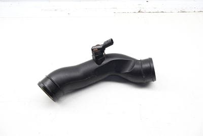 Turbo Intercooler Boost Pressure Hose / Tube 8L9145935B