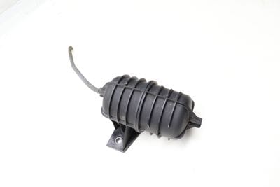 Turbocharger Vacuum Tank 11652247620