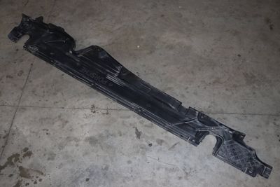 UNDERBODY SHIELD PANEL / LINER 7P0825211D