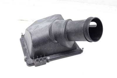 Upper Air Cleaner / Intake Filter Housing 13717843290