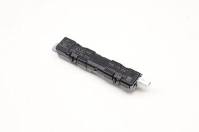 Upper Antenna Booster 8R0035225J