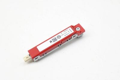 Upper Antenna Booster (AM/FM) 3CM035577E