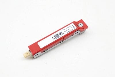 Upper Antenna Booster (FM2) 3CM035577F