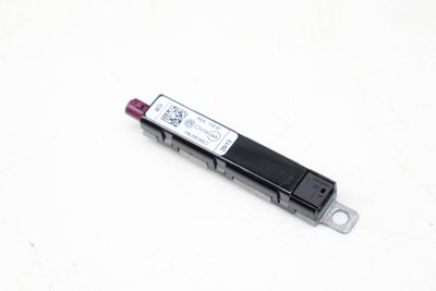 Upper Antenna Booster (FM2) 7P6035552C