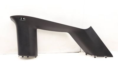 UPPER C PILLAR TRIM / PANEL 7275670