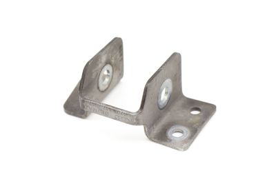 UPPER CONTROL / TRAILING ARM BRACKET 420407457F