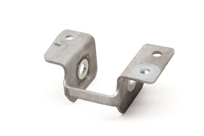 UPPER CONTROL / TRAILING ARM BRACKET 420407458F