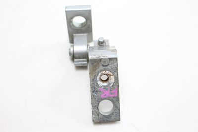 UPPER DOOR HINGE 6X0831402H