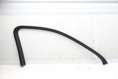 Upper Door Window Frame Trim 7P0867671A