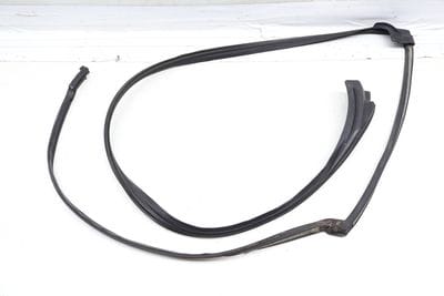 Upper Door Window Seal / Weather Stripping 2217310680