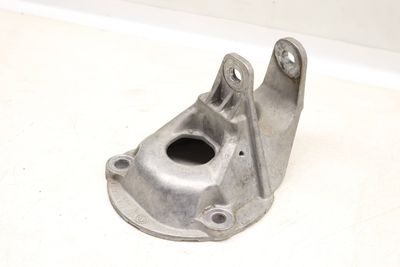 Upper Engine Lifting Mount / Bracket 7P5199373A