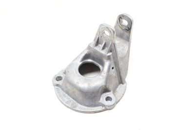 UPPER ENGINE LIFTING MOUNT / BRACKET 7P5199373A