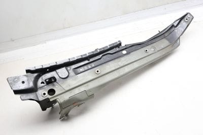 Upper Fender Mount / Bracket 4L0805157B