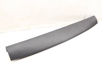 Upper Hatch / Trunk Trim Panel (CENTER) 5G9867587