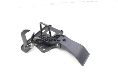 Upper Hood Latch / Lever 8R0823480A