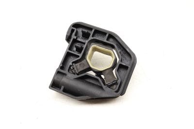 UPPER RADIATOR MOUNT BRACKET 8620733