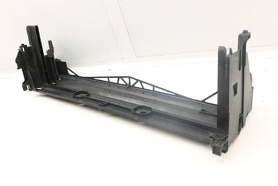 Upper Radiator Mount Bracket / Carrier 17117577117