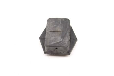 UPPER RADIATOR RUBBER MOUNT / ISOLATOR 4E0121276